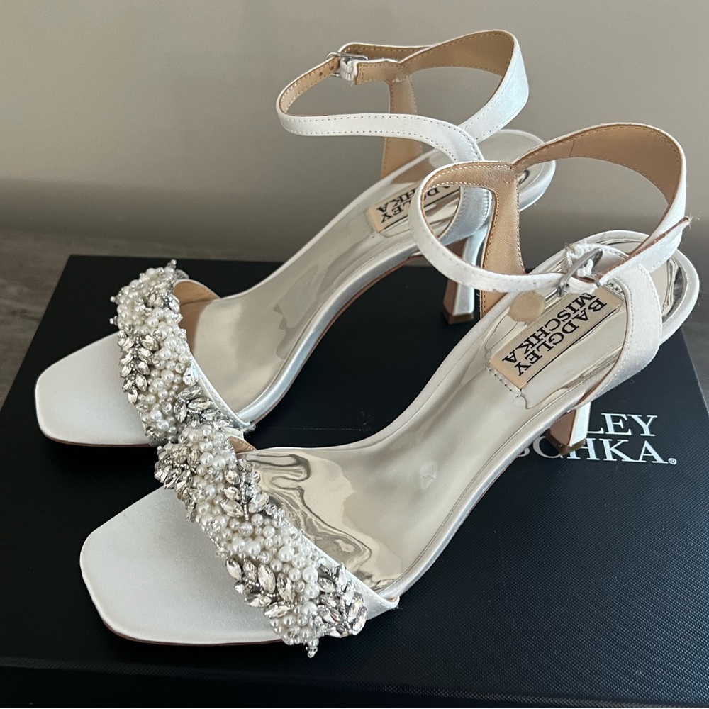 Badgley Mischka Heel